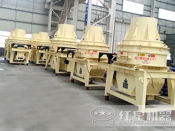 河卵石制沙機(jī)廠家車(chē)間一角